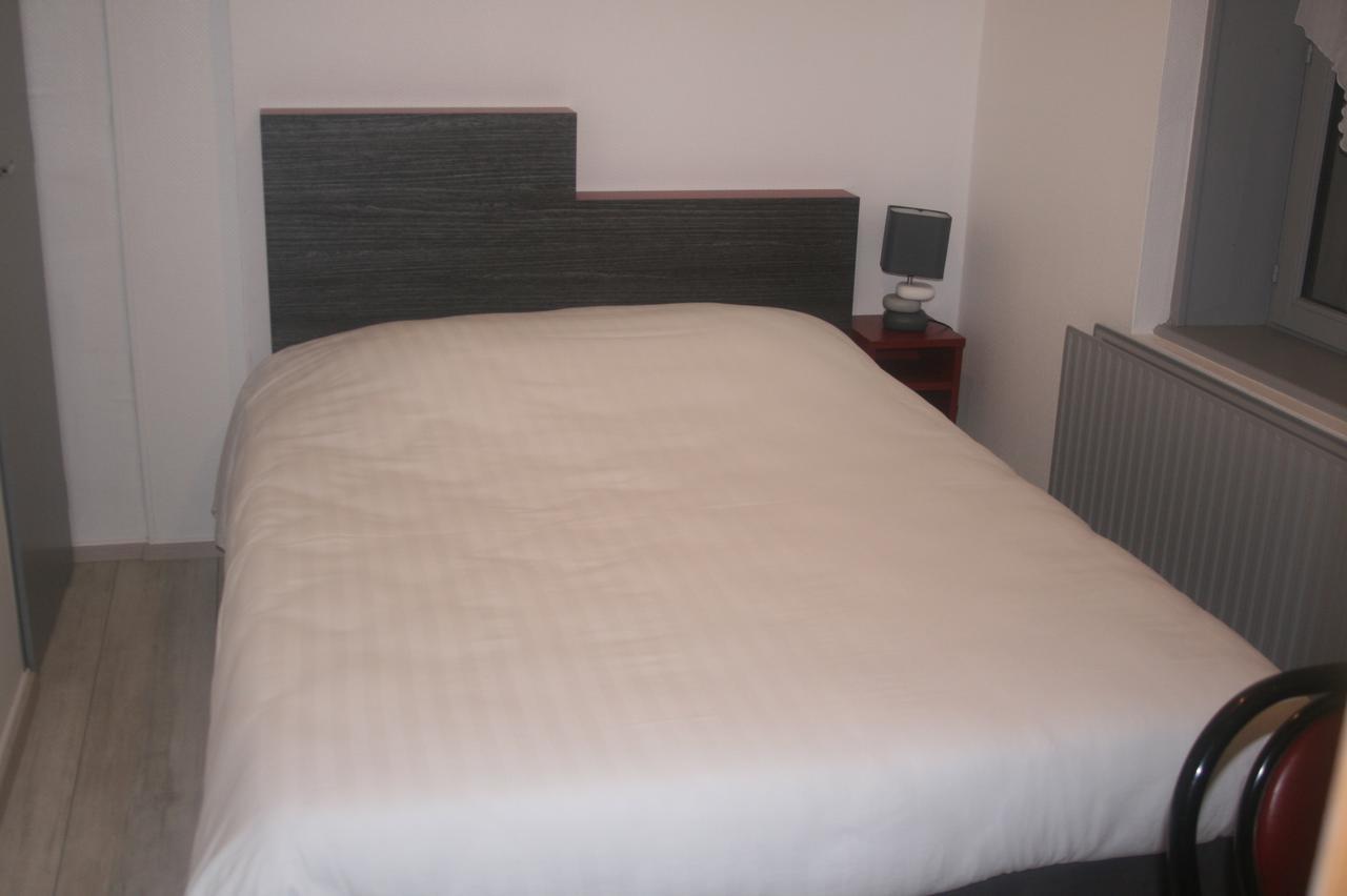 Le P'Tit Bouchon Hotel Rambervillers Eksteriør billede